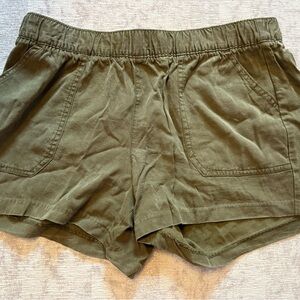 Old Navy Green Shorts Elastic Waist
